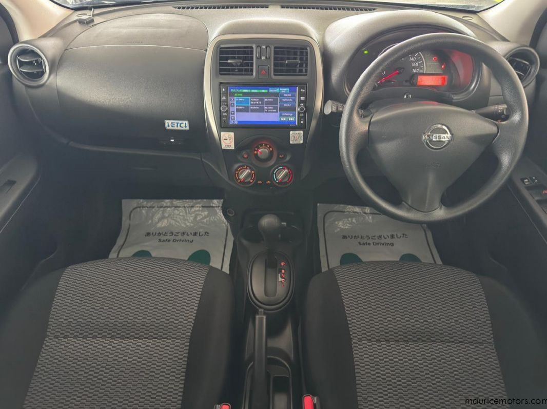 2022 Nissan March pictures