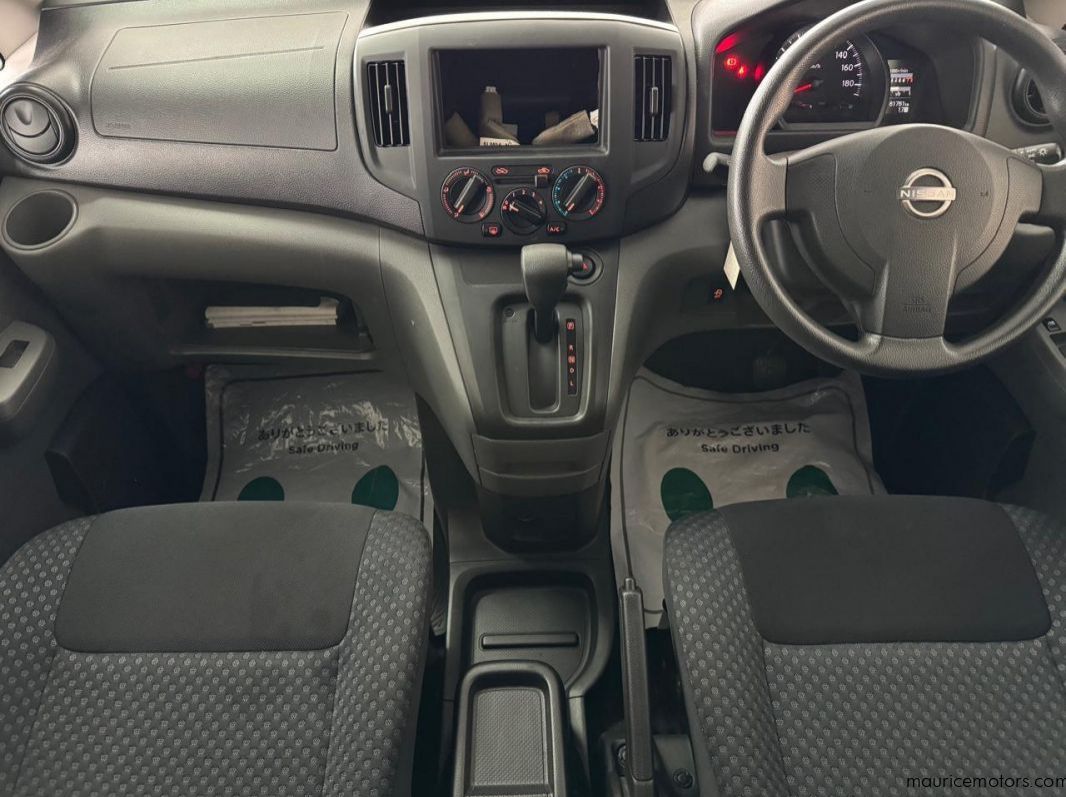2021 Nissan NV200 GX pictures