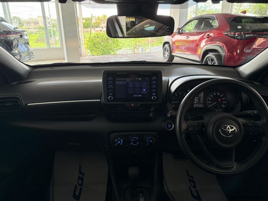 2022 Toyota Yaris X 990cc pictures