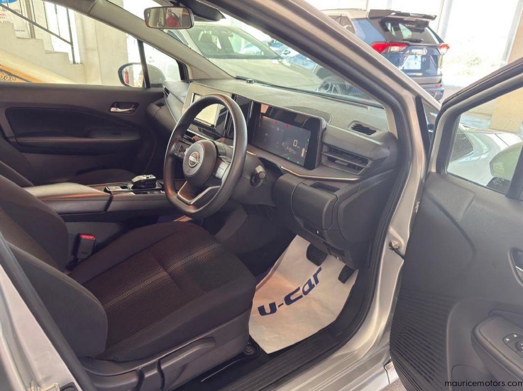 2023 Nissan Note E-Power X pictures