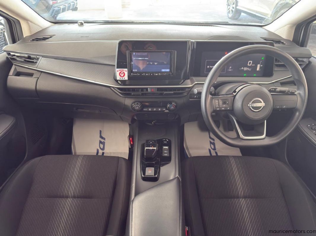 2023 Nissan Note E-Power X pictures