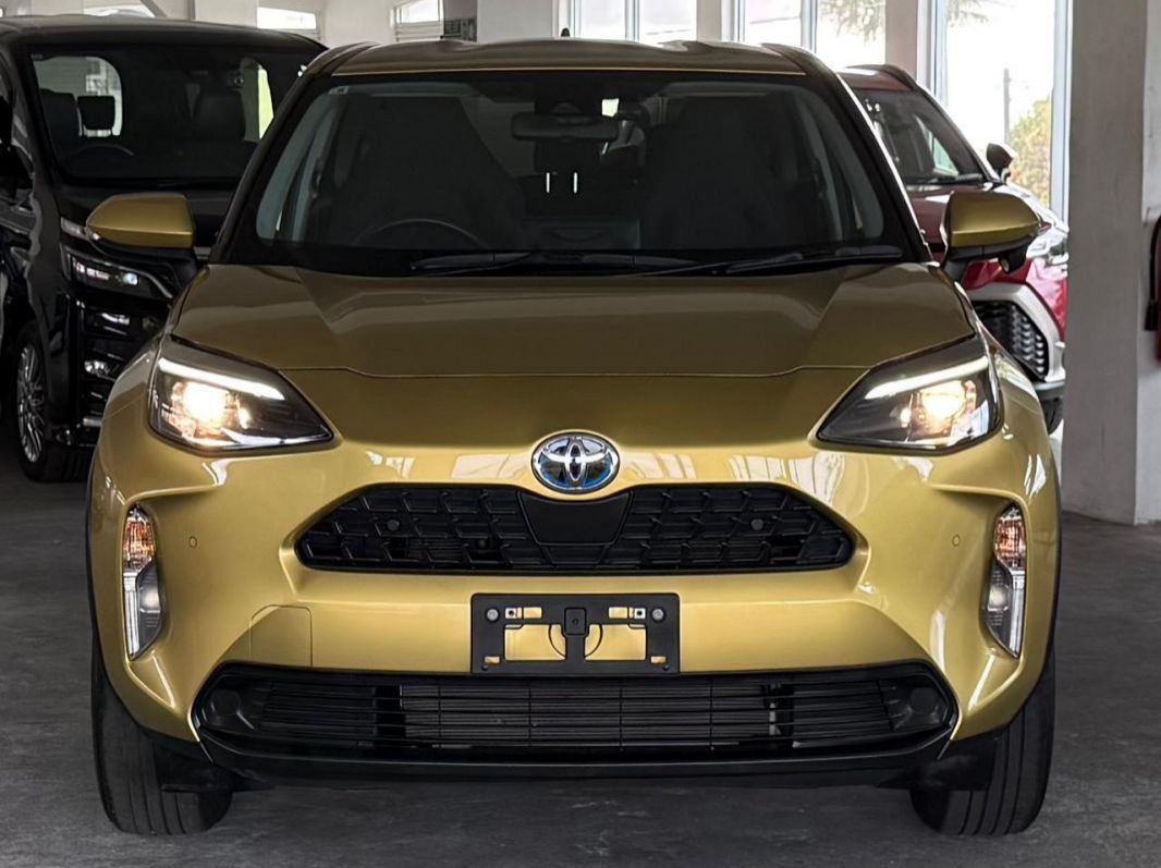 2022 Toyota Yaris Cross X Hybrid  pictures