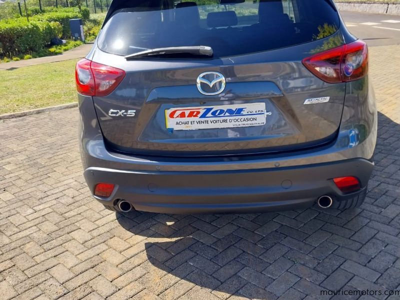 2015 Mazda CX5 photo
