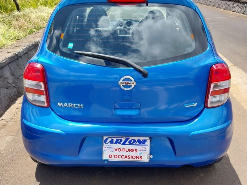 2010 Nissan March photo