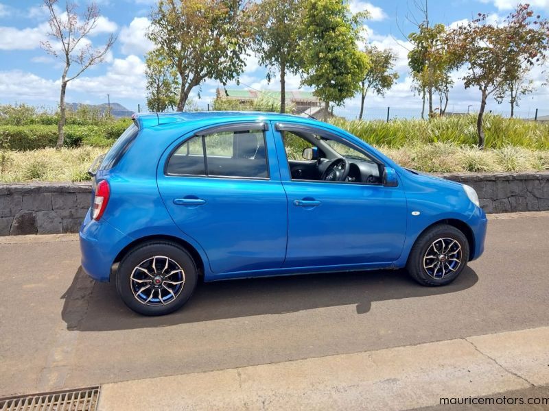 2010 Nissan March photo