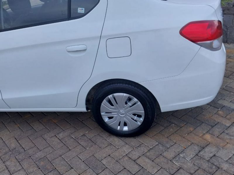 2018 Mitsubishi Attrage pictures