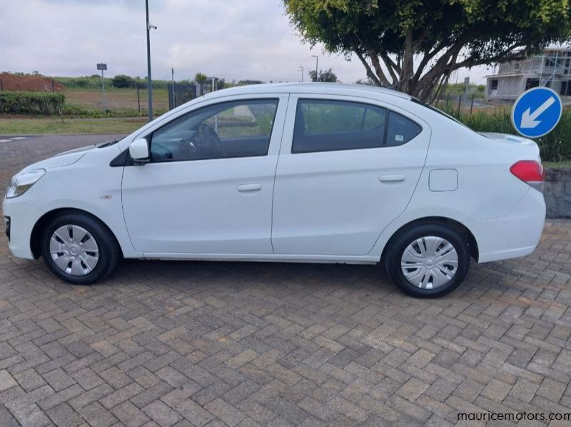 2018 Mitsubishi Attrage pictures