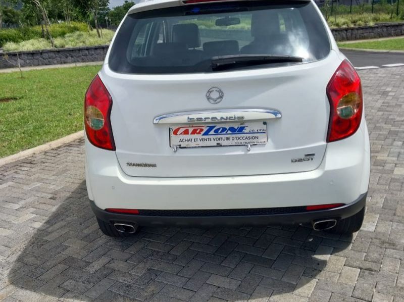 2016 Ssangyong Korando pictures