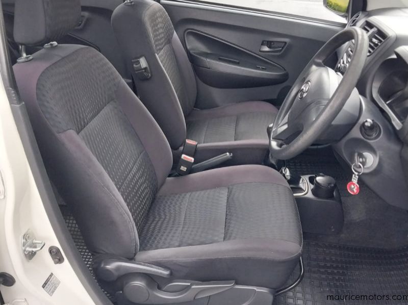 2016 Perodua Axia pictures