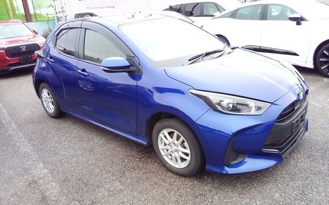 Toyota Yaris X in Mauritius