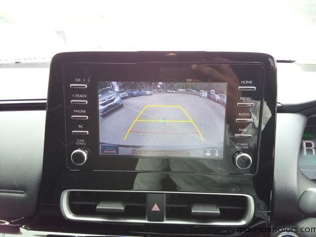 2022 Toyota Aqua X photo