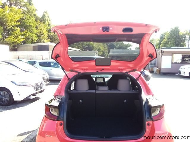 2022 Toyota YARIS HYBRID G photo