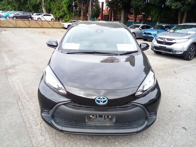 2022 Toyota Aqua X pictures