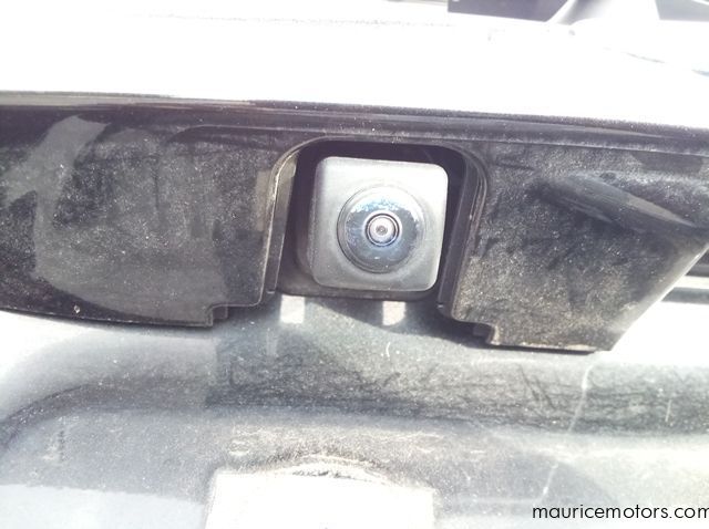 2022 Toyota Aqua X pictures