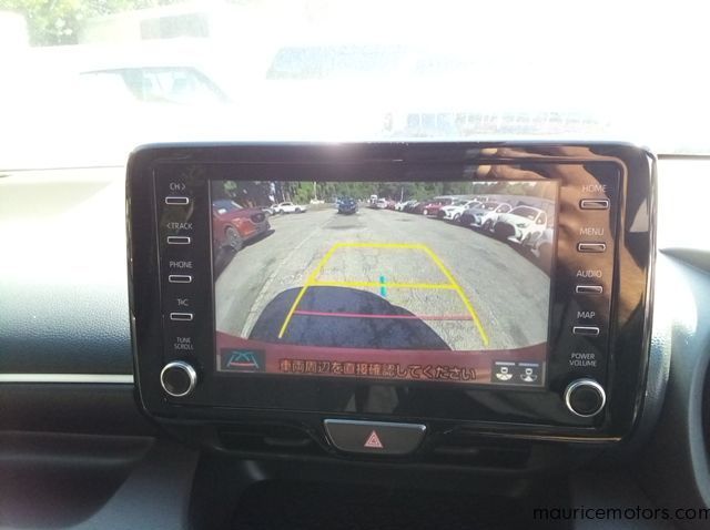 2022 Toyota YARIS HYBRID G pictures