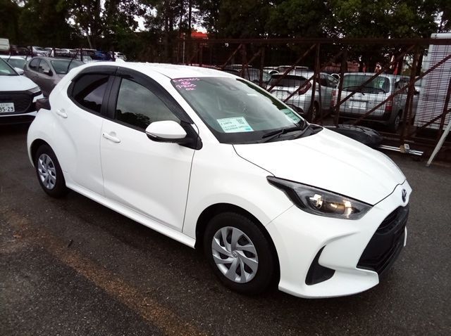 Used Toyota Yaris HYBRID X  for sale in Bon Accueil, Mauritius