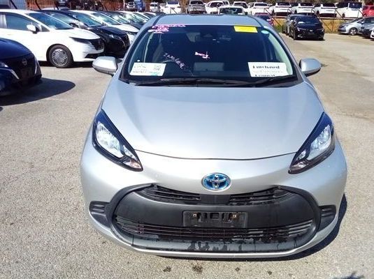 2022 Toyota Aqua X pictures