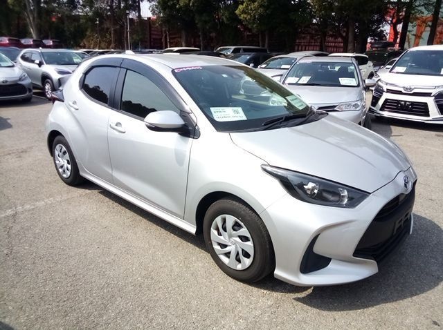 Used Toyota Yaris HYBRID X  for sale in Bon Accueil, Mauritius