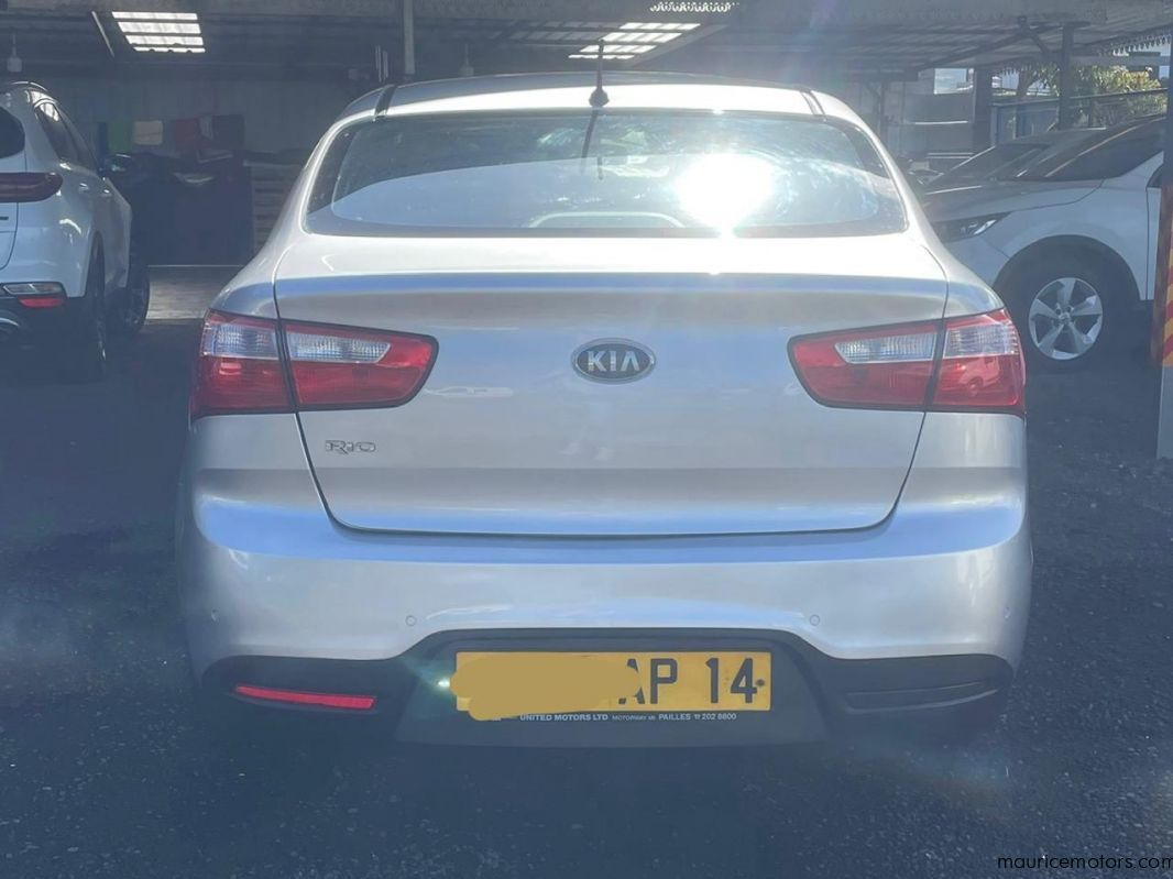 2014 Kia Rio photo