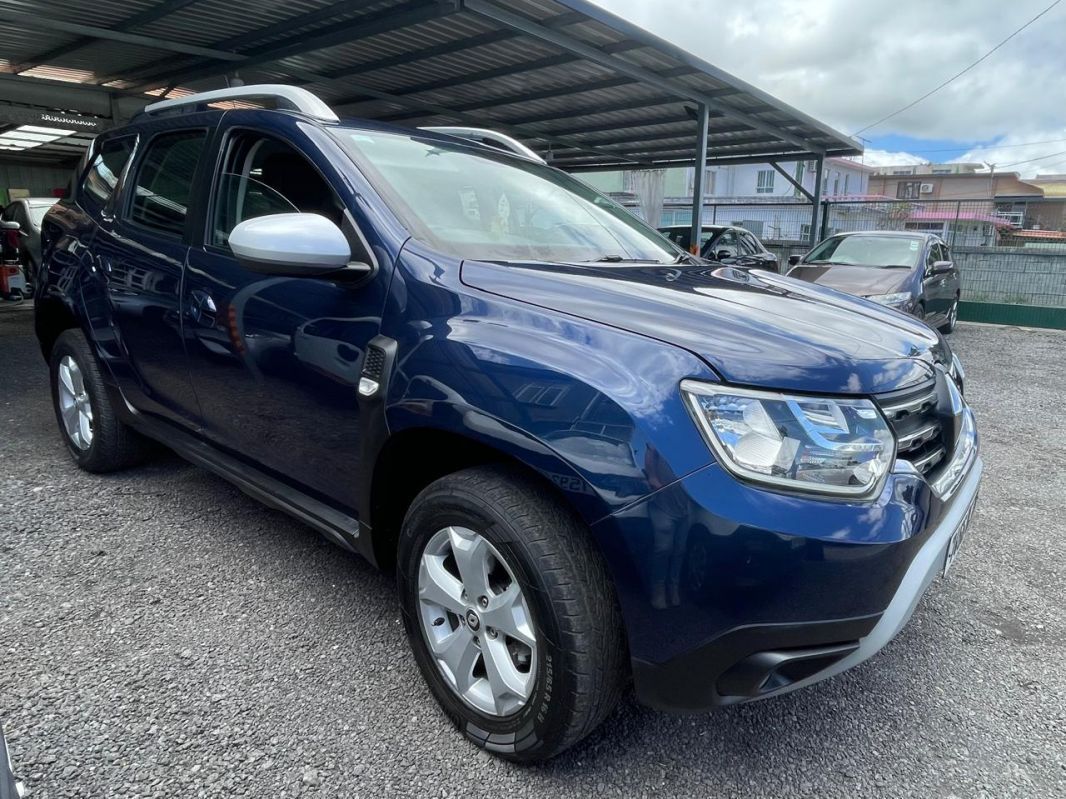 2020 Renault Duster photo