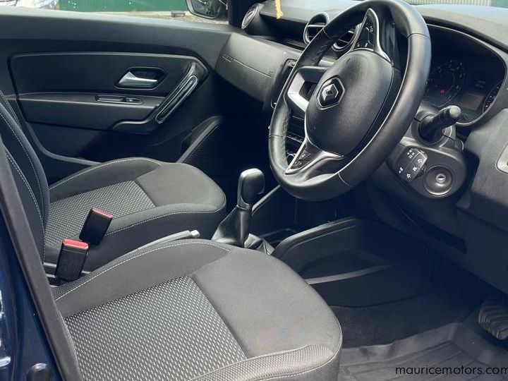 2020 Renault Duster photo