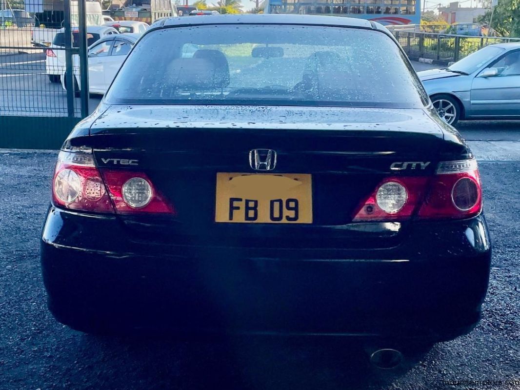 2009 Honda city photo