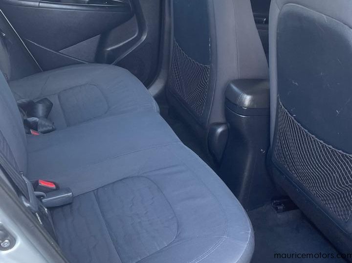 2014 Kia Rio pictures