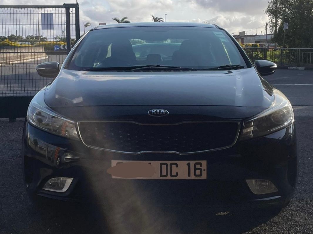 Used Kia Cerato  for sale in Camp Fouquereaux, Mauritius