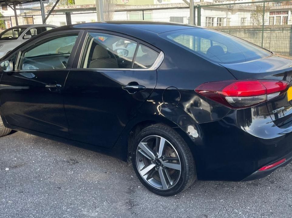 2016 Kia Cerato pictures