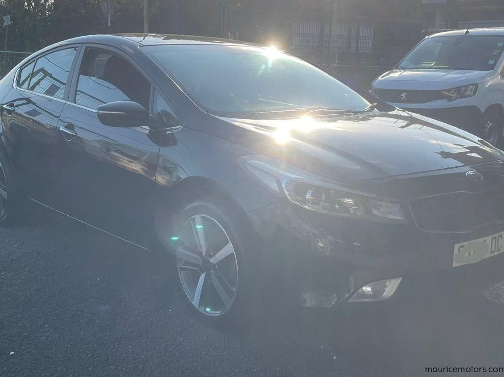 2016 Kia Cerato pictures