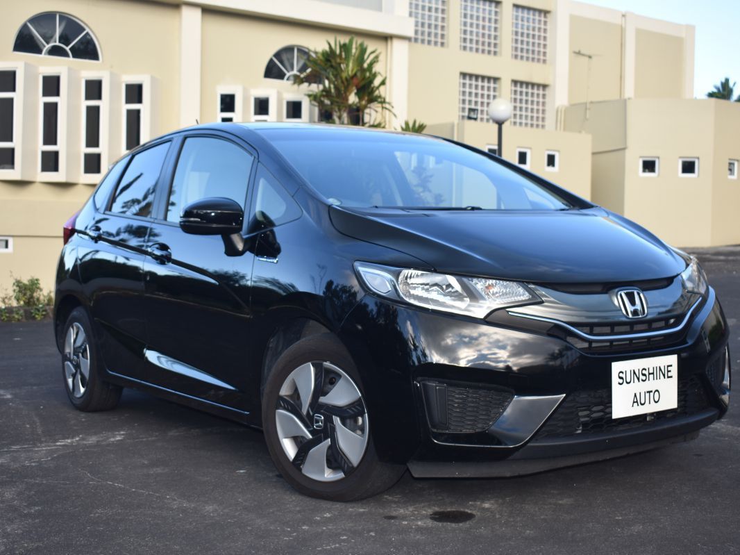 Honda Fit Hybrid 2014