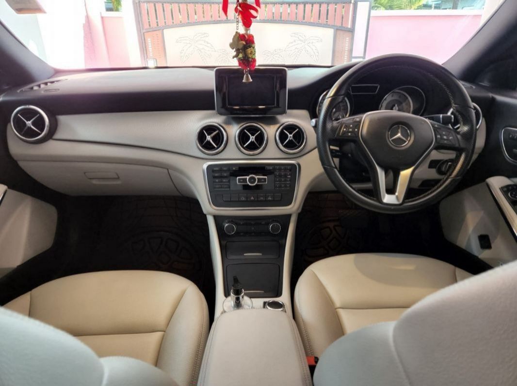 2014 Mercedes-Benz cla 200 pictures