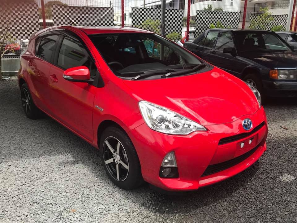 2014 Toyota Aqua S for sale 43 000 Km Automatic transmission The