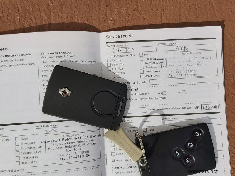 18 Renault Captur For Sale 39 000 Km Manual Transmission Amh Pre Owned