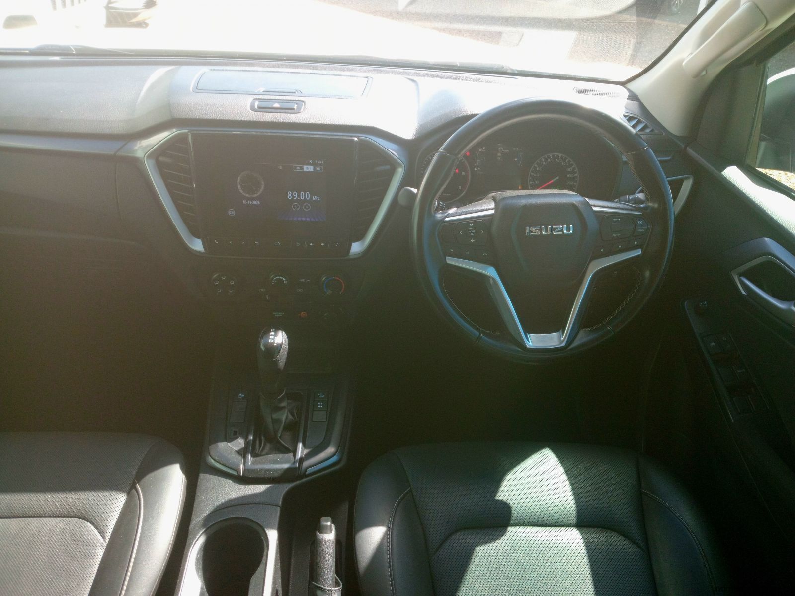 2023 Isuzu D-MAX 1.9 LS 4x4 D/CAB AUTO photo