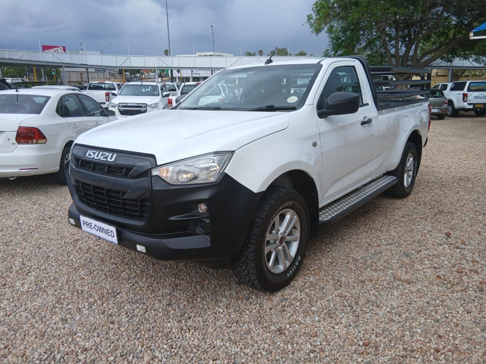 2023 Isuzu D-MAX 1.9 L 4x4 S/CAB AUTO photo