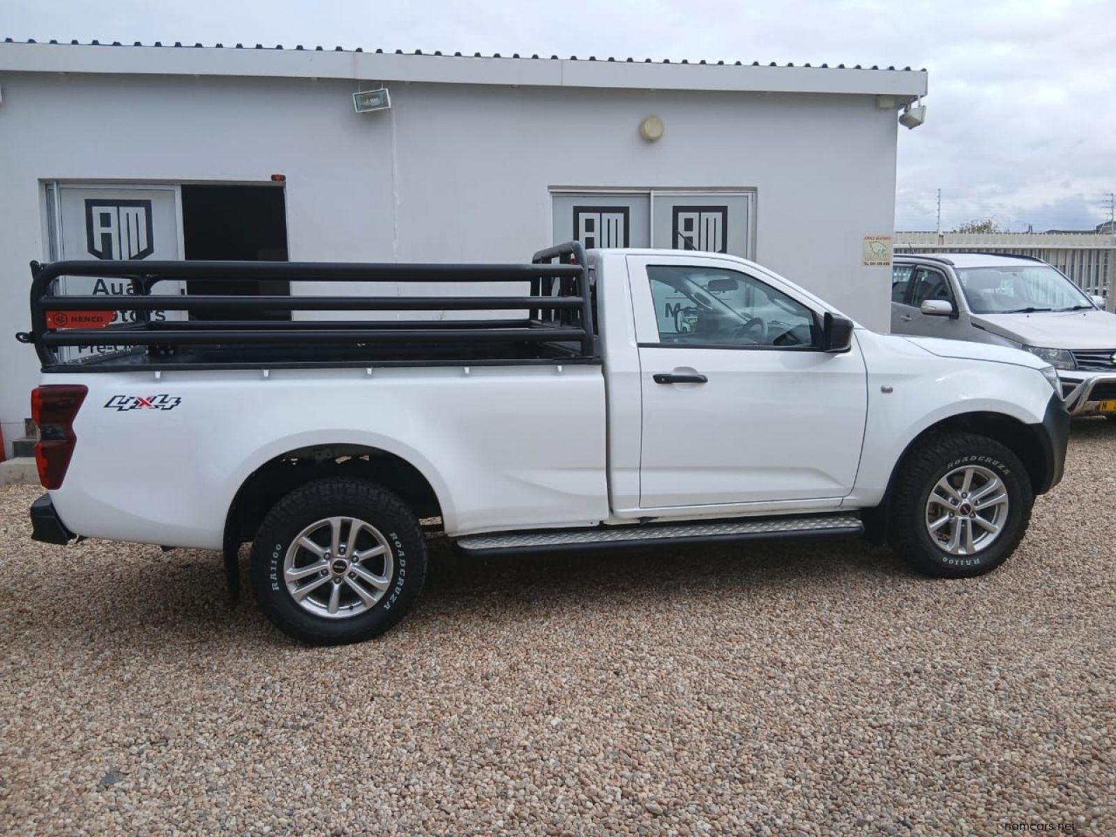 2023 Isuzu D-MAX 1.9 L 4x4 S/CAB AUTO photo