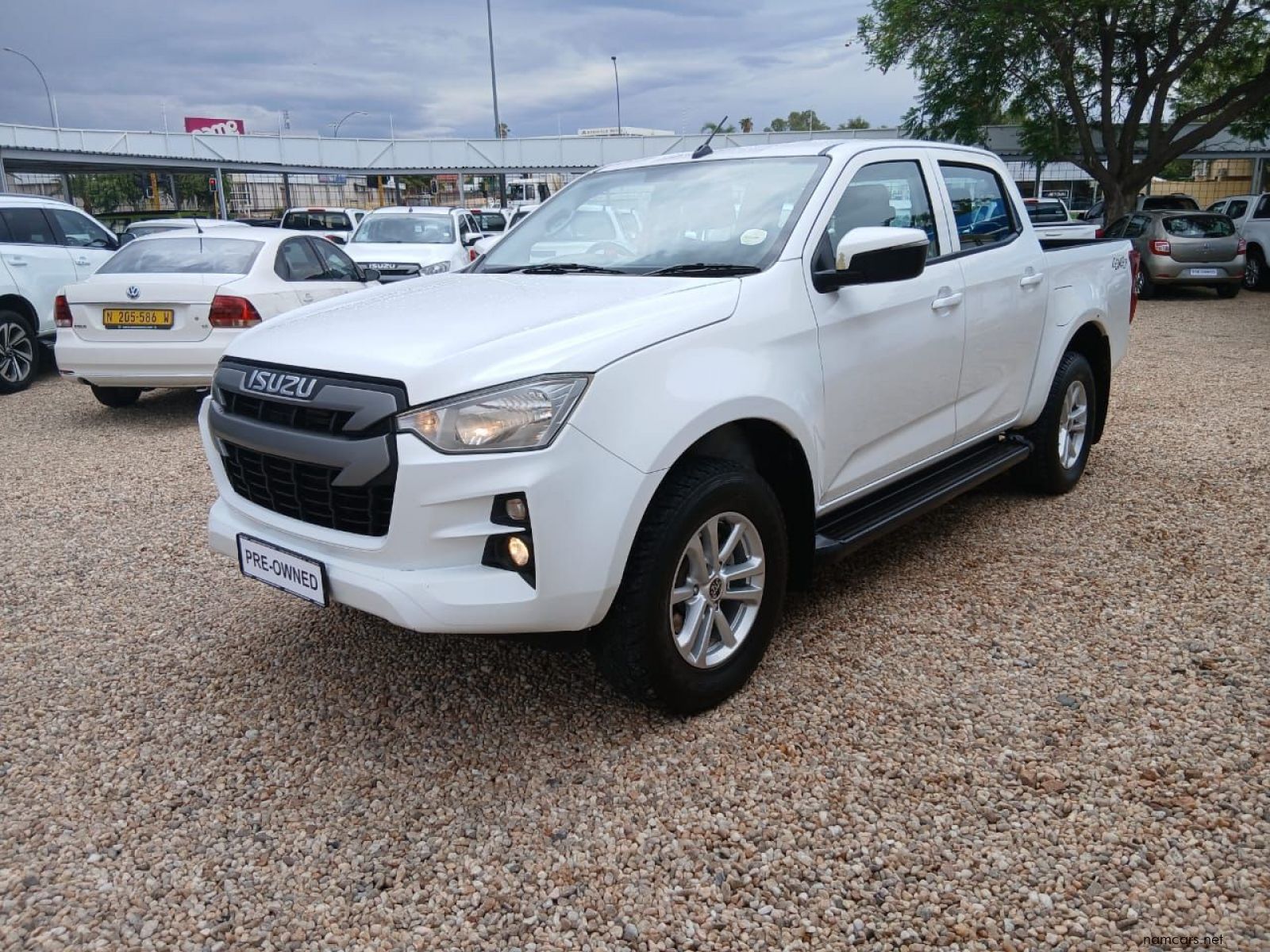 2022 Isuzu D-MAX 1.9 LS D/CAB 4x4 AUTO photo