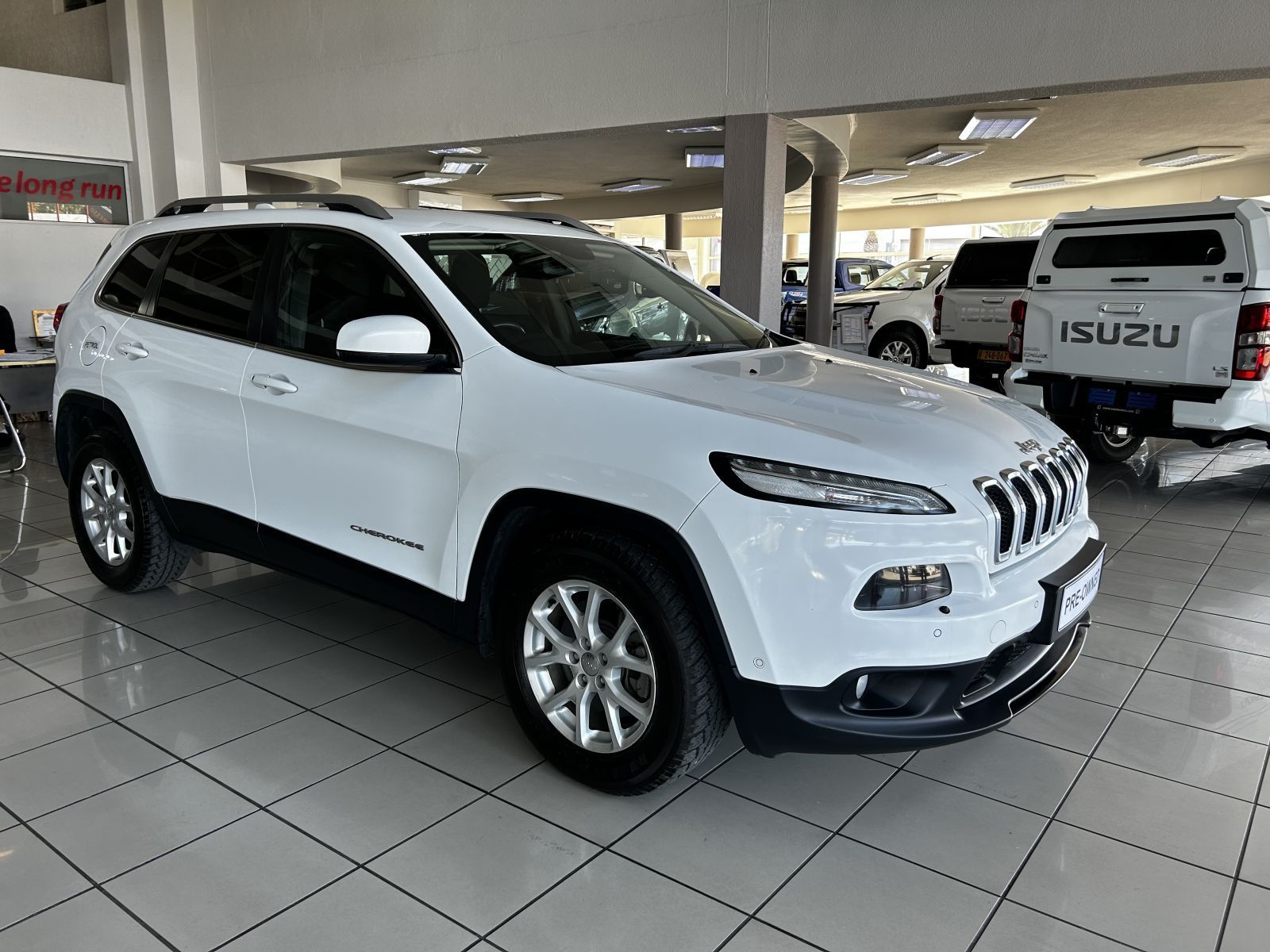 Jeep Cherokee 2.4 Longitude Petrol AT in Namibia
