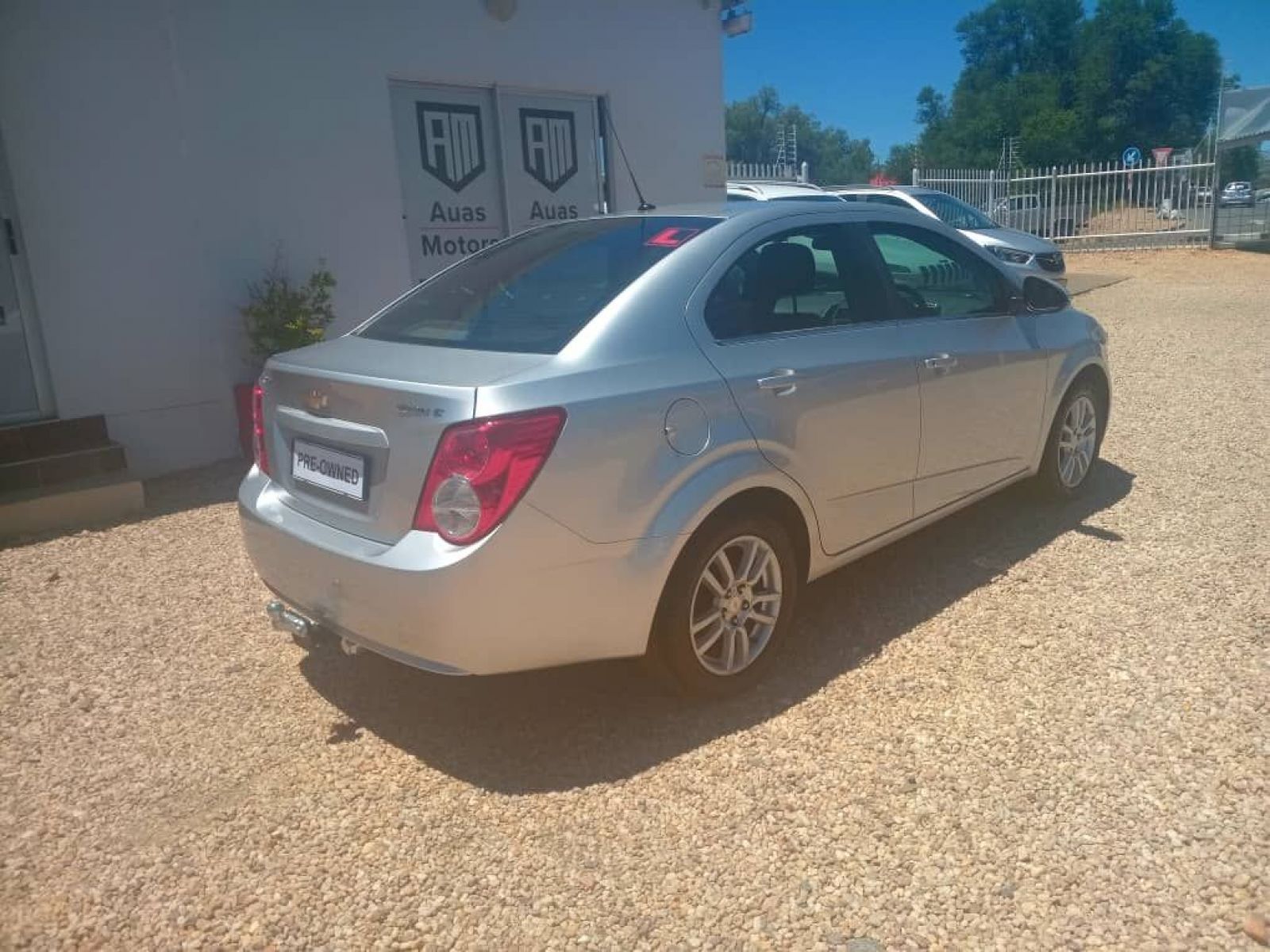 2016 Chevrolet Sonic 1.6 LS Sedan photo