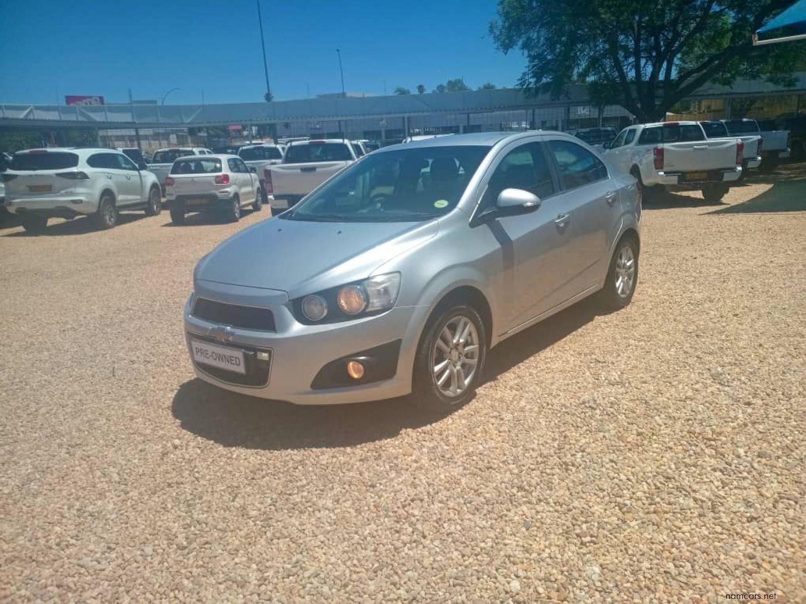 2016 Chevrolet Sonic 1.6 LS Sedan photo