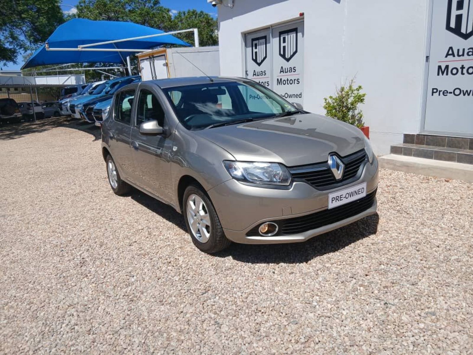 Renault Sandero 900T Dynamic in Namibia