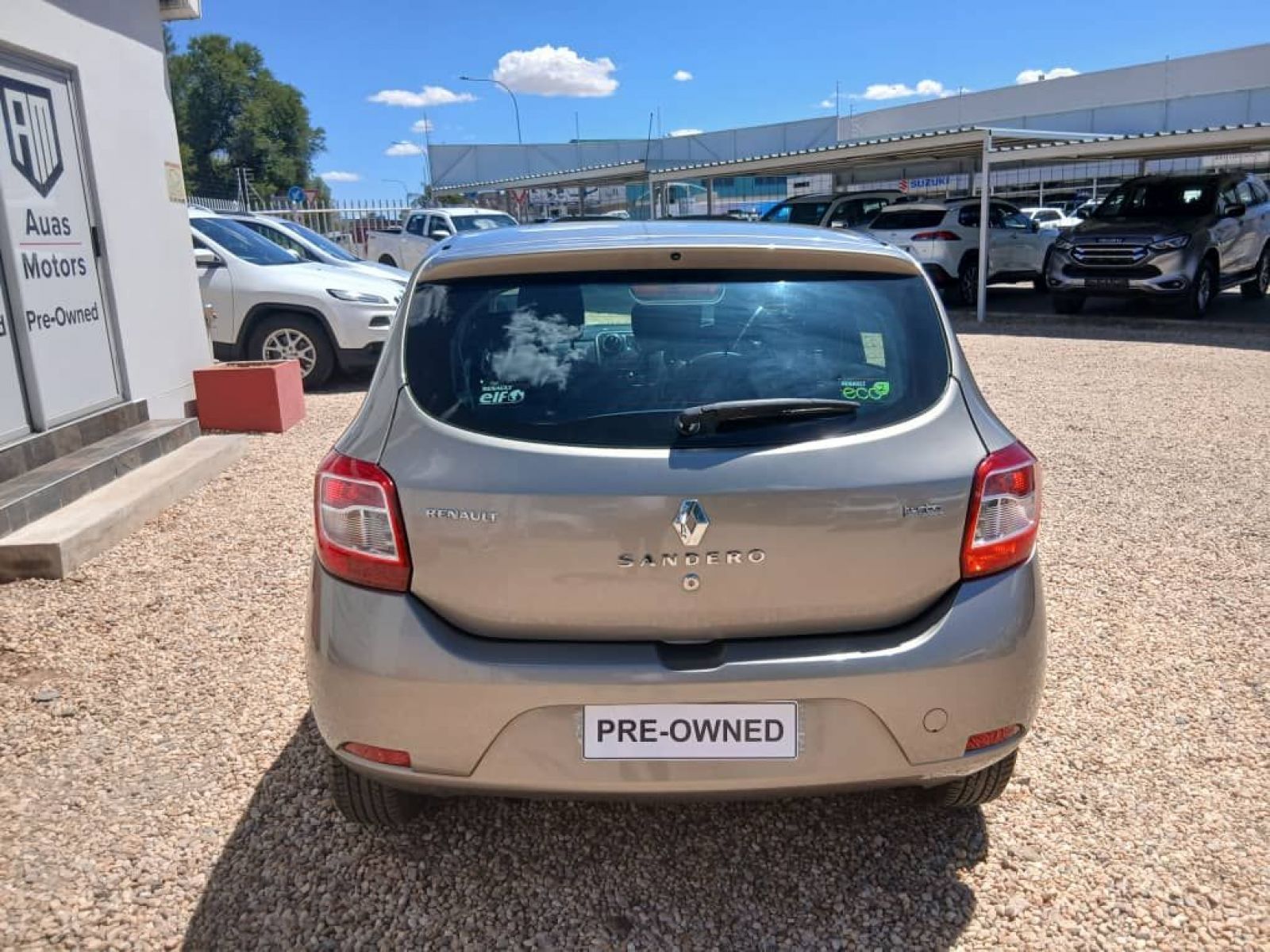 2014 Renault Sandero 900T Dynamic photo