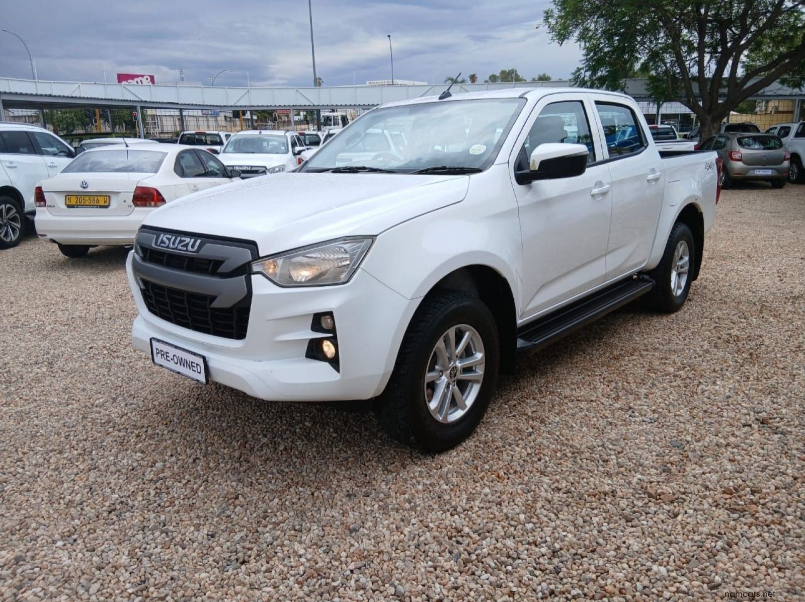 2022 Isuzu D-MAX 1.9 LS D/CAB 4x4 AUTO pictures