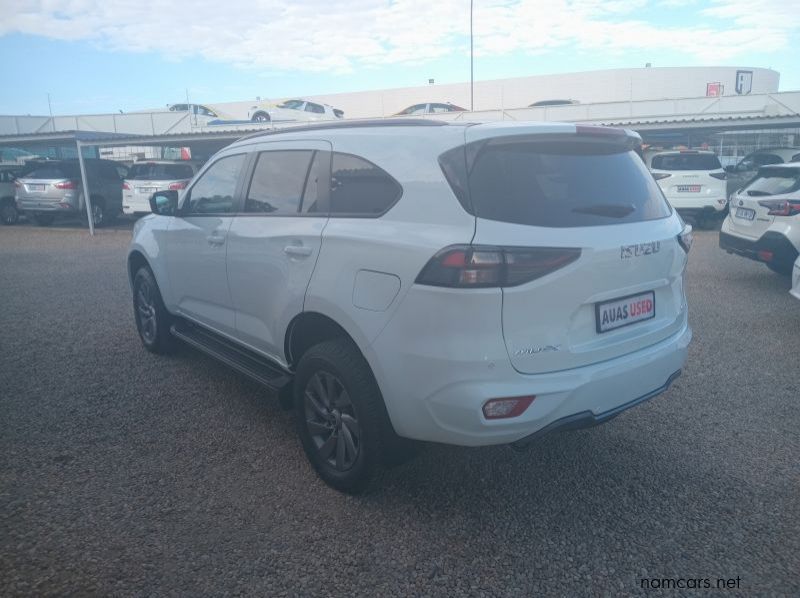 2023 Isuzu MU-X 3.0 LS 4x4 AUTO pictures