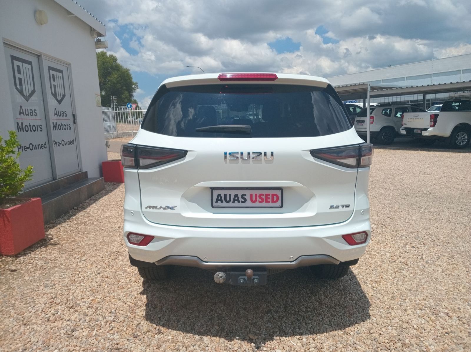 2022 Isuzu MU-X 3.0 Onyx 4x4 AT pictures