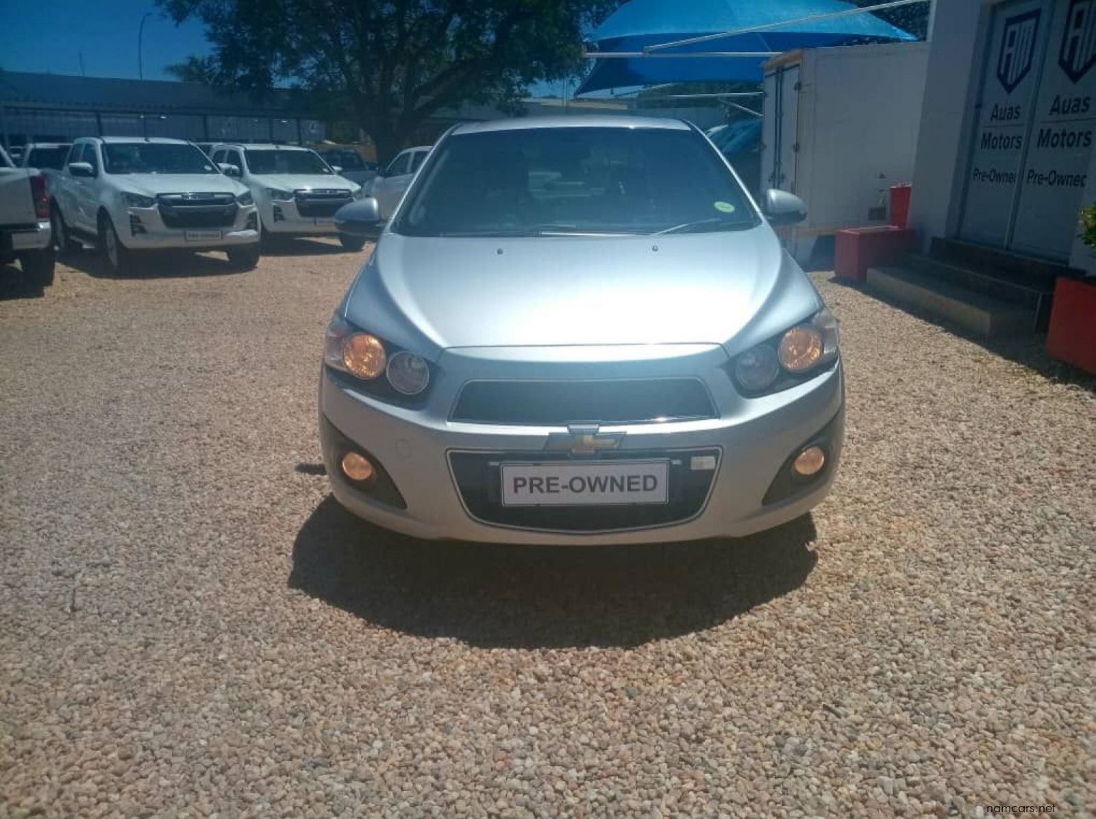 2016 Chevrolet Sonic 1.6 LS Sedan pictures