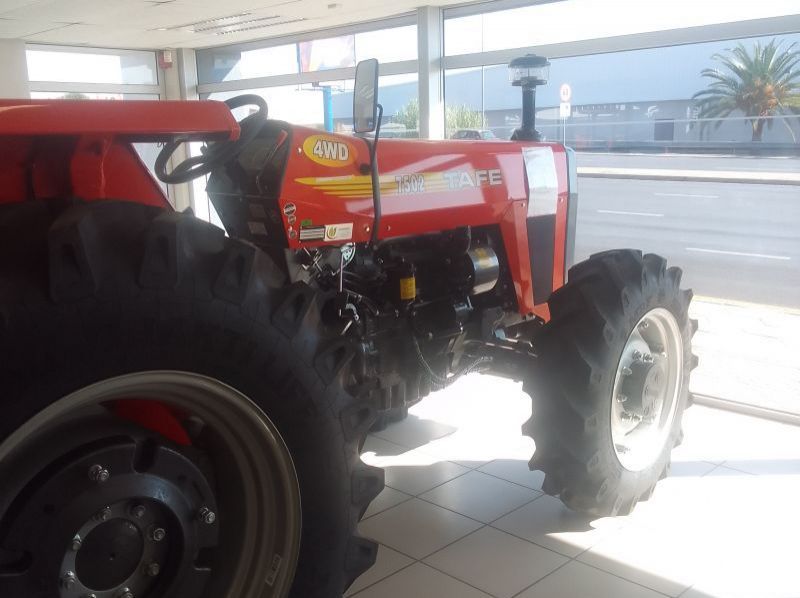 Used Tafe 7502 DI 4WD  for sale in Windhoek, Namibia