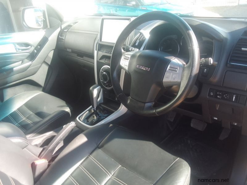2019 Isuzu MU-X 3.0 4x4 Auto pictures