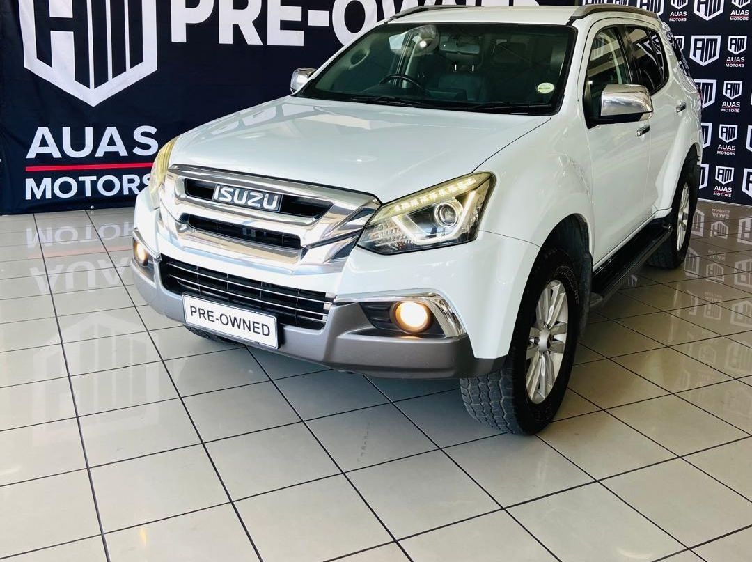 Used Isuzu MU-X 3.0 4x4 AT for sale in Windhoek, Namibia